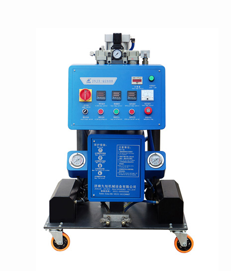 聚氨酯泡沫噴涂機(圖1) Q2600型聚氨酯泡沫噴涂機